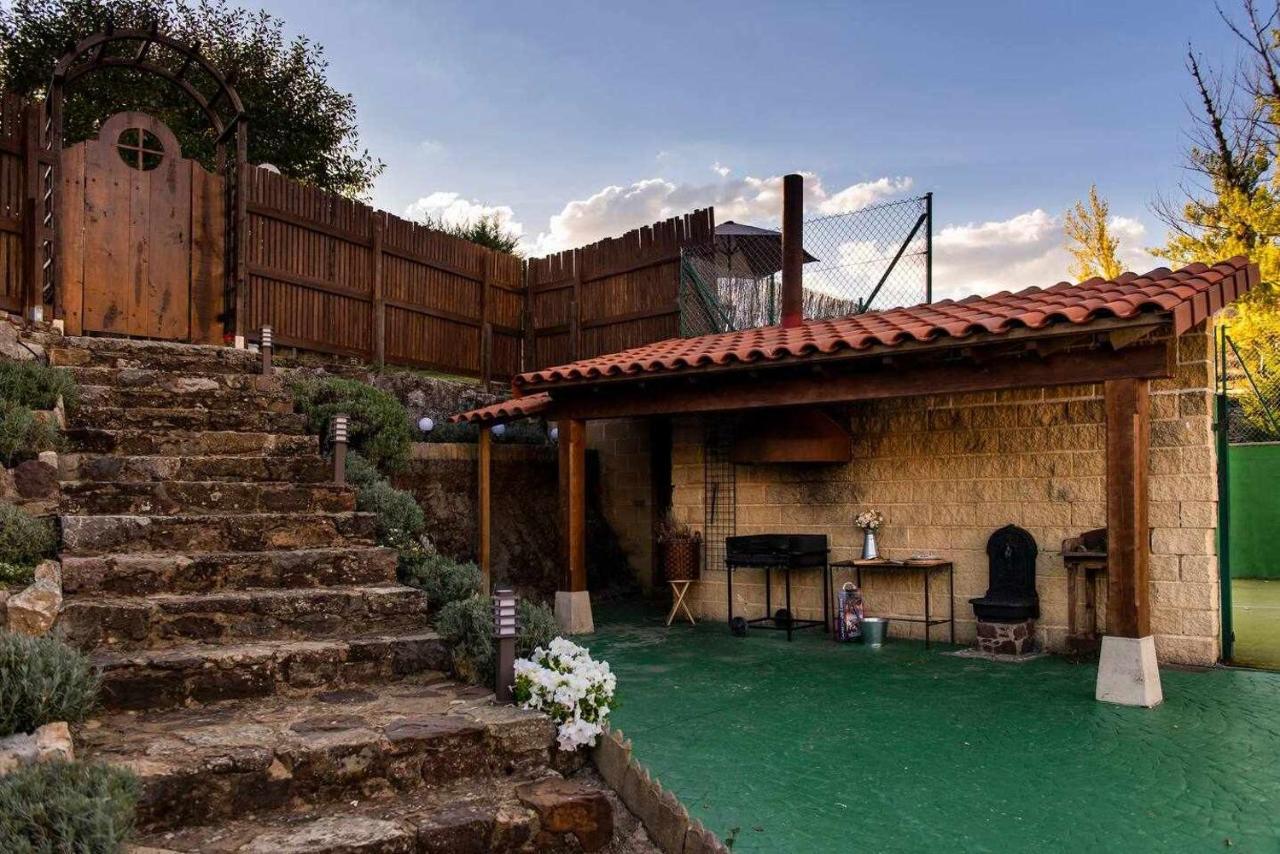Casa Rural La Castanona Buiza Екстер'єр фото